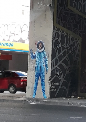 Arte de rua - Bob Marley Astronauta - Minhocão SP