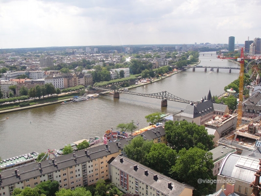 frankfurt cathedral view