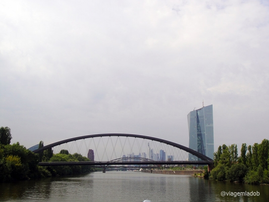 Frankfurt - passeio de barco - boat trip