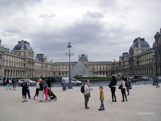 Museu do Louvre - Paris