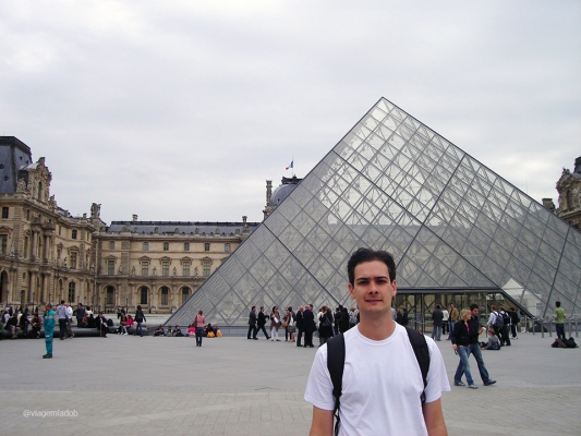Museu do Louvre - Paris