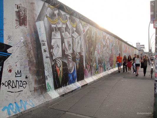 Urban Art - East side gallery - Berlim